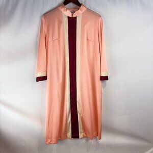 Vintage NWT Vanity Fair Zip-Front Nightgown with Pockets – From Jacobson’s